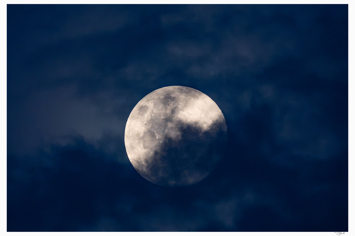 Lunar Veil