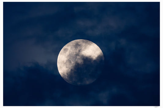 Lunar Veil