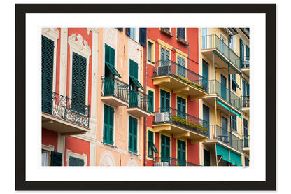 Fleeting Facade